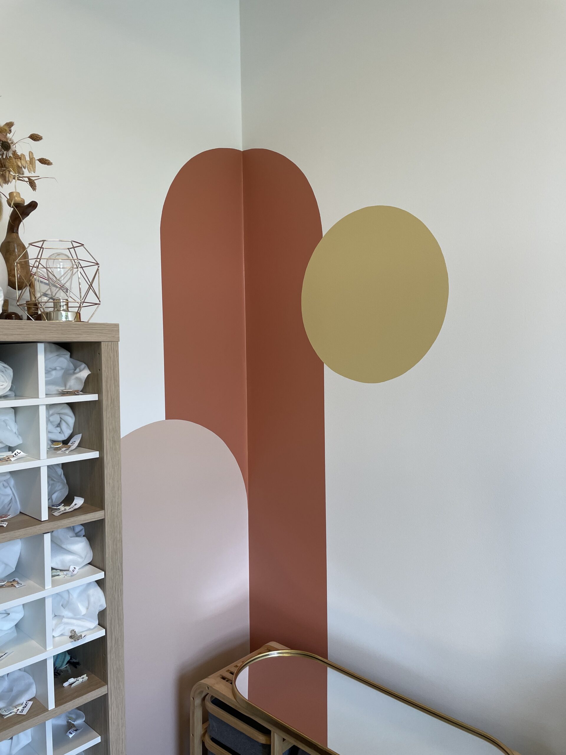 Coin vestiaire dans une salle de kinésithérapie